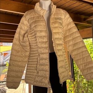 Magellan Outdoors Women's Beige Puffer Jacket